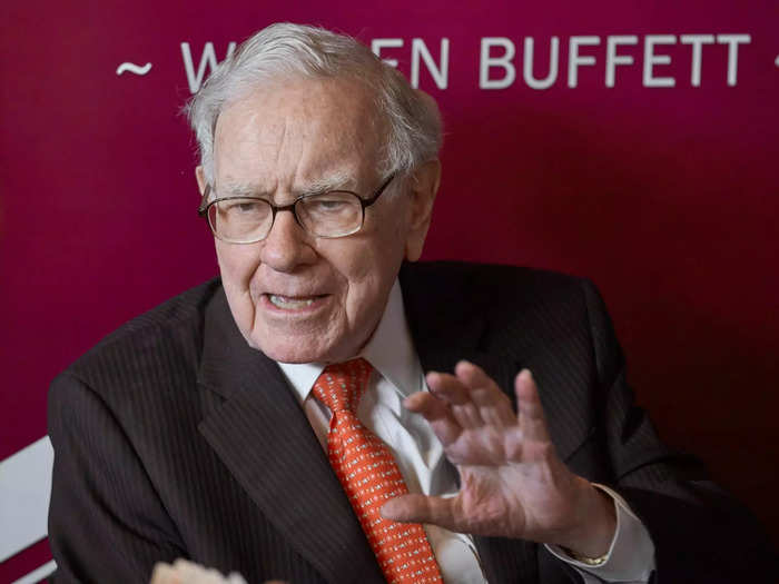 Buffett contributed billions to Gates