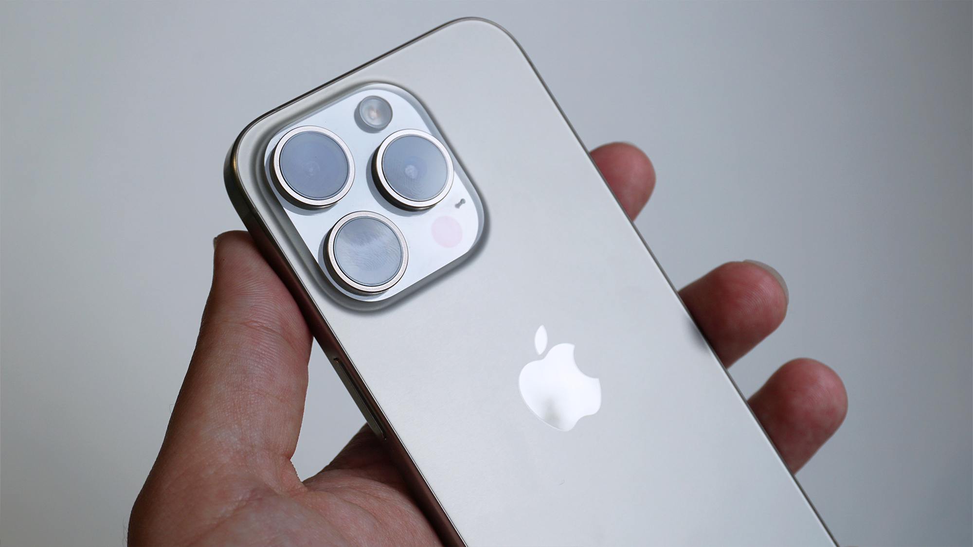 iPhone 15 Pro review back handheld angled camera