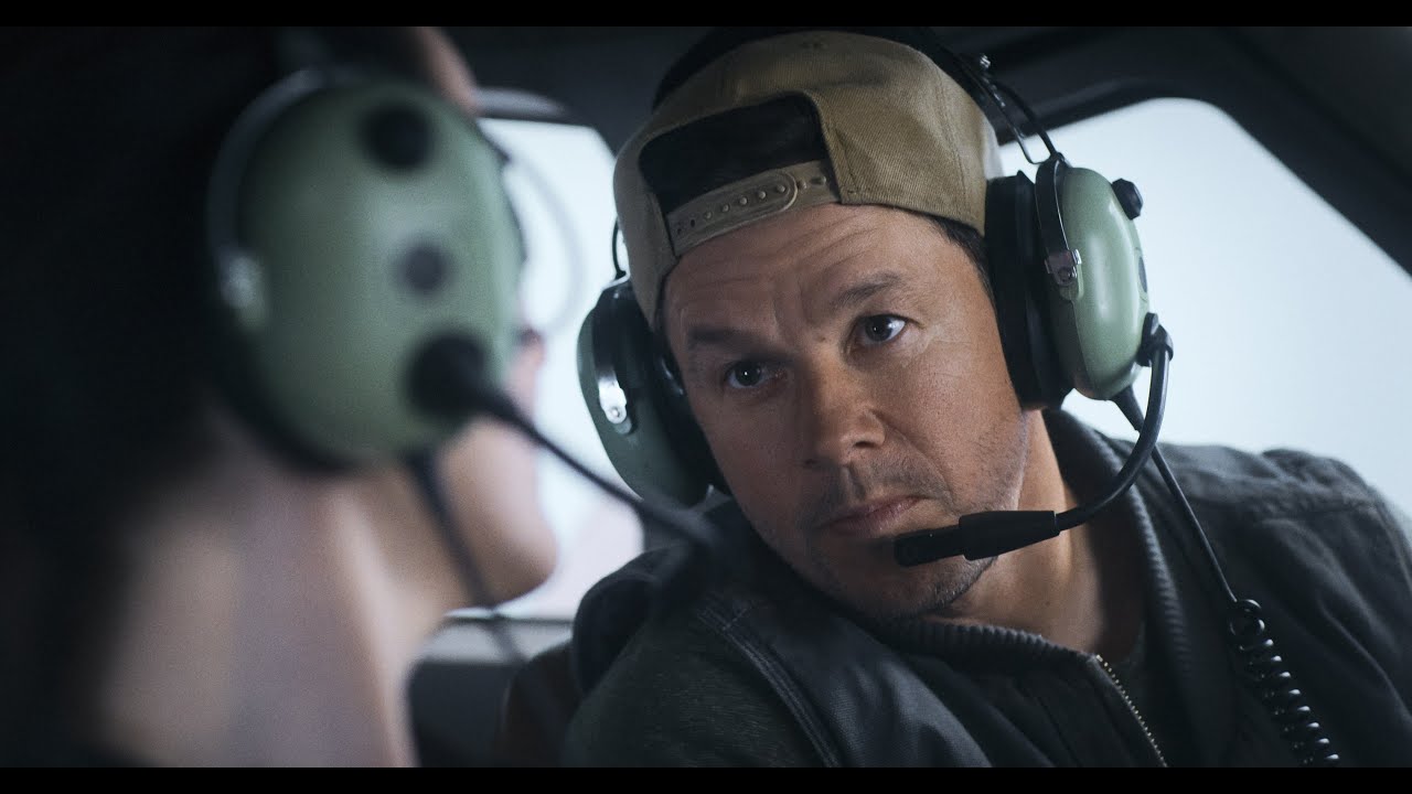 FLIGHT RISK - Official Trailer - In Cinemas October 18 - YouTube