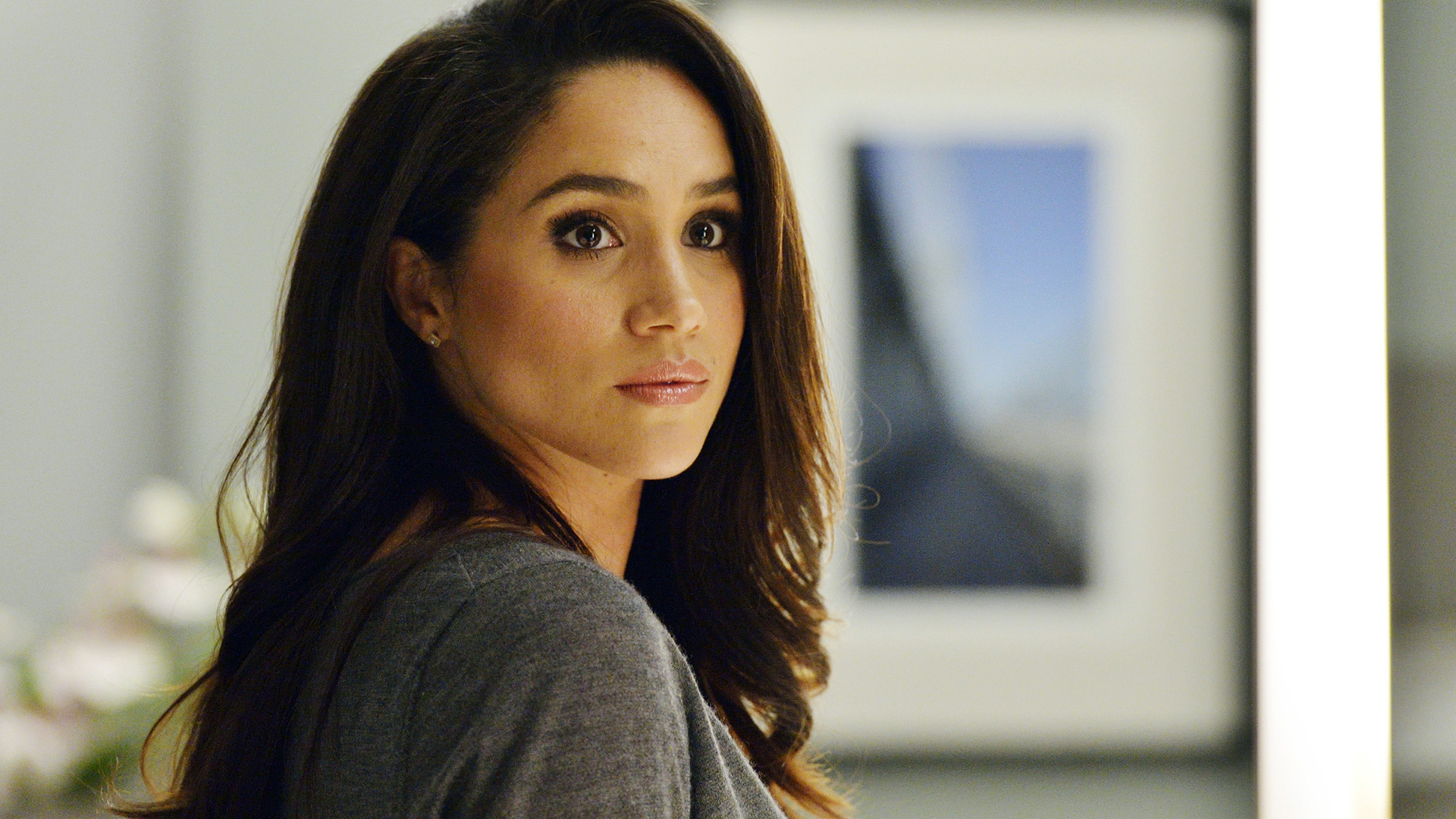 A close up of Meghan Markle's Rachel Zane in the Suits TV show