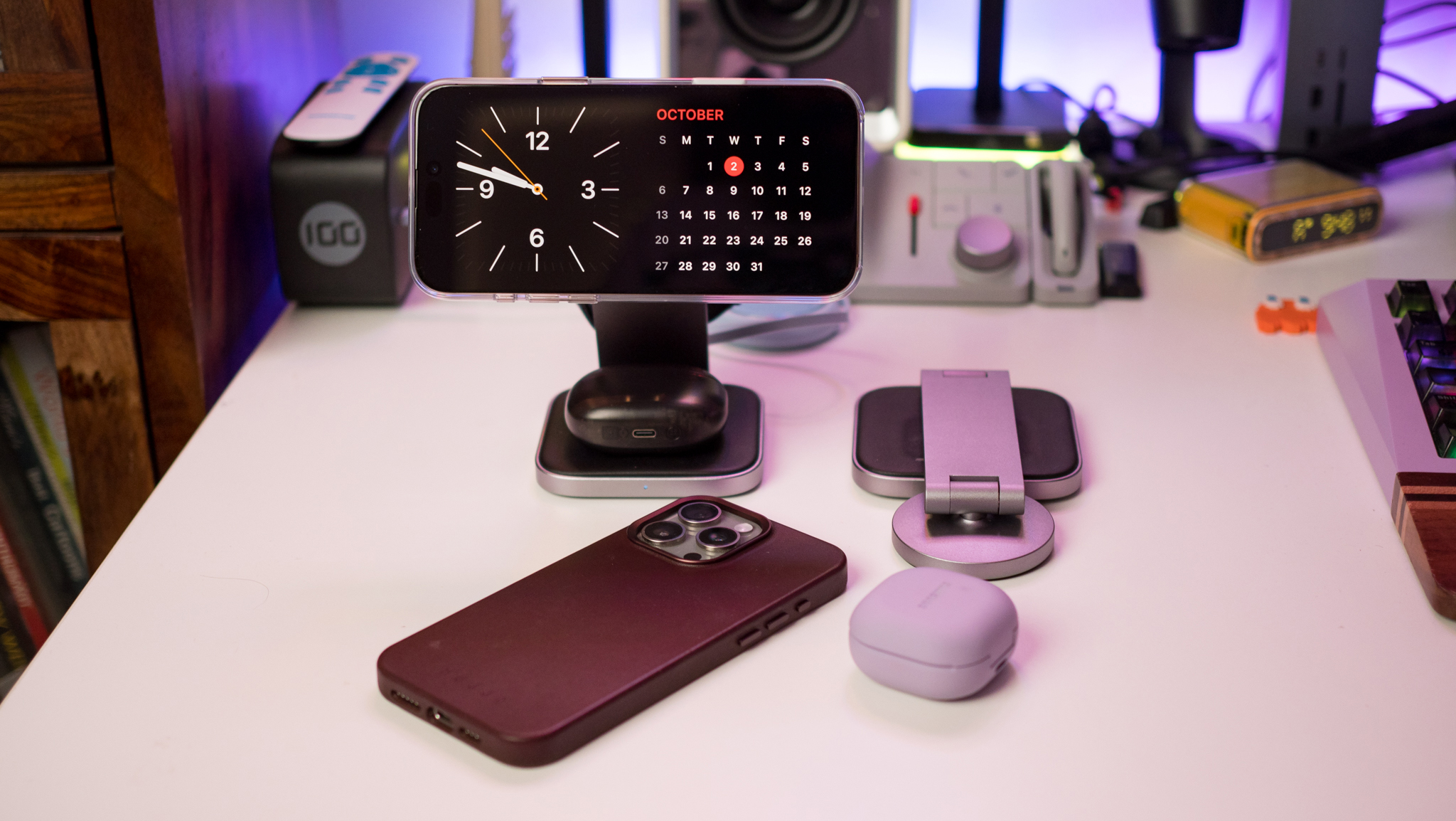 Satechi Qi2 Wireless Charging Stand with travel-oriented design