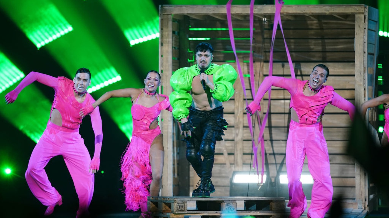 Eurovision 2023 runner-up Käärijä performs 