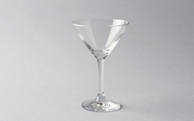 Best Hurricane Cocktail Glasses for Tropical Drinks
